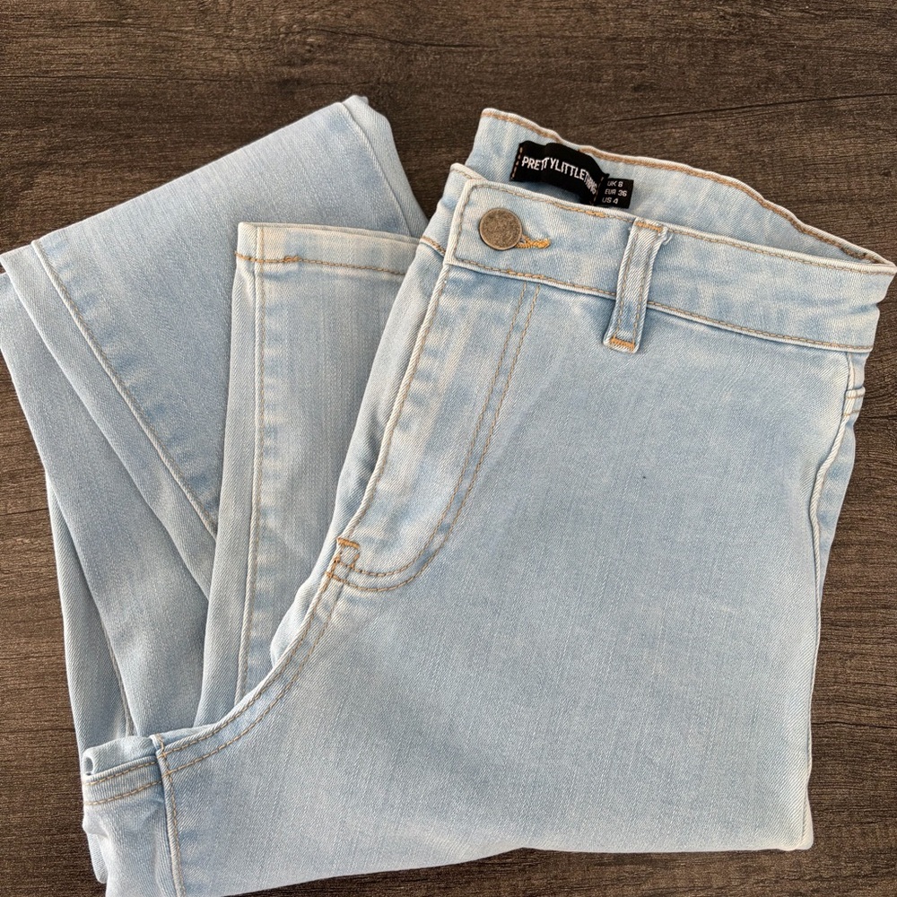 PrettyLittleThing Pale Blue High Rise Women’s Jeans